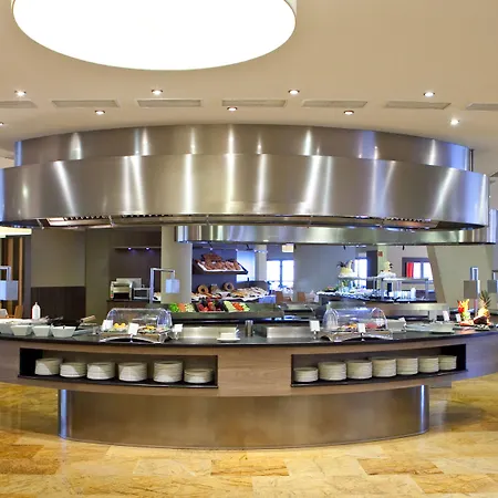 Protur Roquetas & Hotel 5*